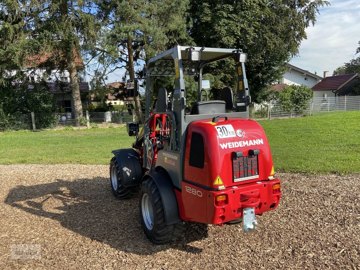Hoflader des Typs Weidemann  1280 Hoftrac, Neumaschine in Burgkirchen (Bild 8)