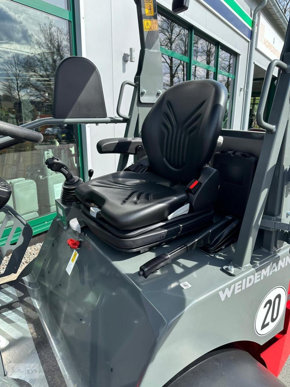 Hoflader des Typs Weidemann  1280, Neumaschine in Eslohe–Bremke (Bild 5)