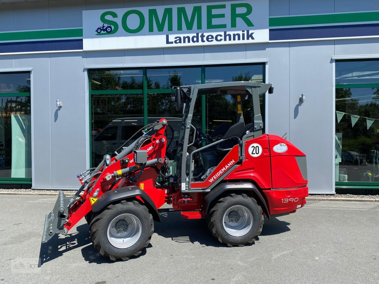 Hoflader Türe ait Weidemann  1390, Neumaschine içinde Eslohe–Bremke (resim 1)