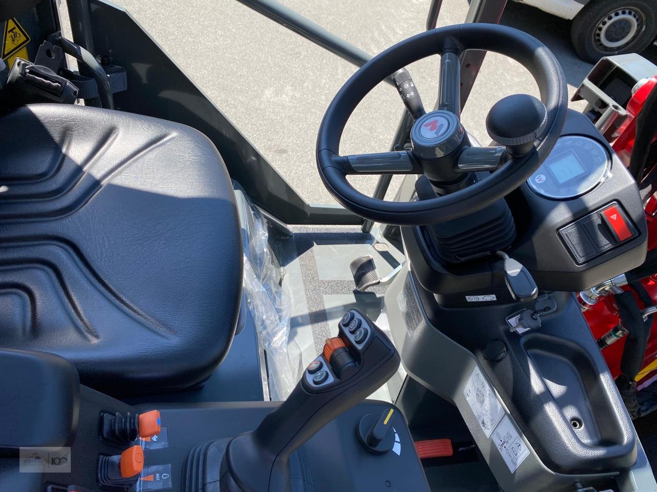 Hoflader Türe ait Weidemann  1390, Neumaschine içinde Eslohe–Bremke (resim 5)