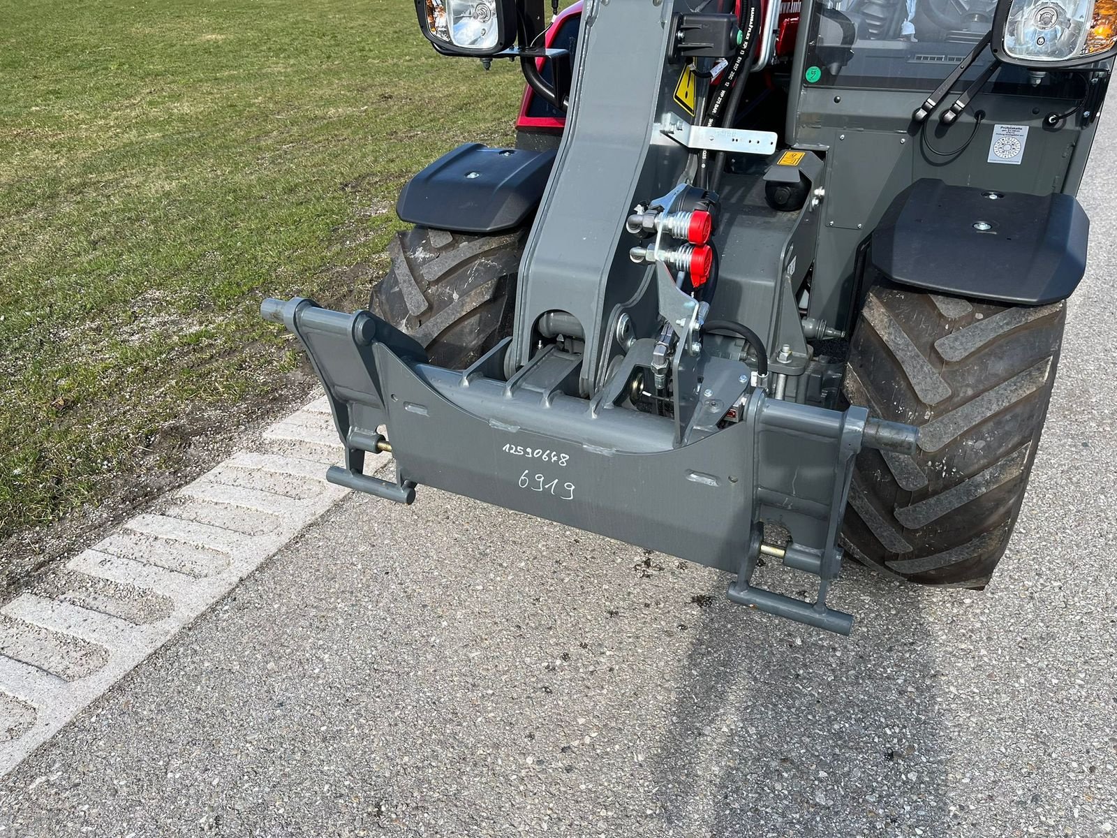 Hoflader za tip Weidemann  T 4512, Neumaschine u NATTERNBACH (Slika 10)