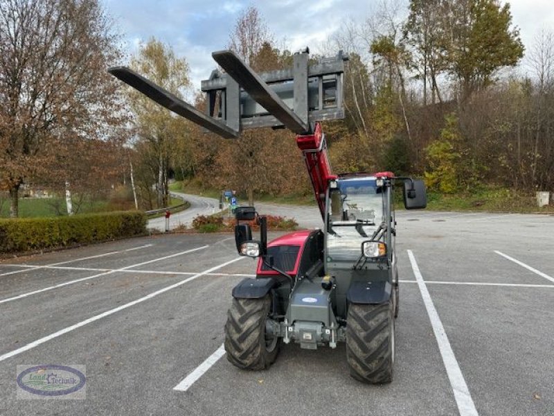 Hoflader of the type Weidemann  T 4512, Vorführmaschine in Münzkirchen (Picture 3)