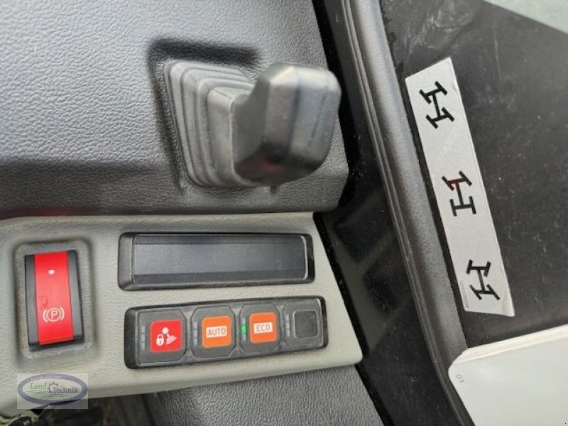 Hoflader of the type Weidemann  T 4512, Vorführmaschine in Münzkirchen (Picture 19)