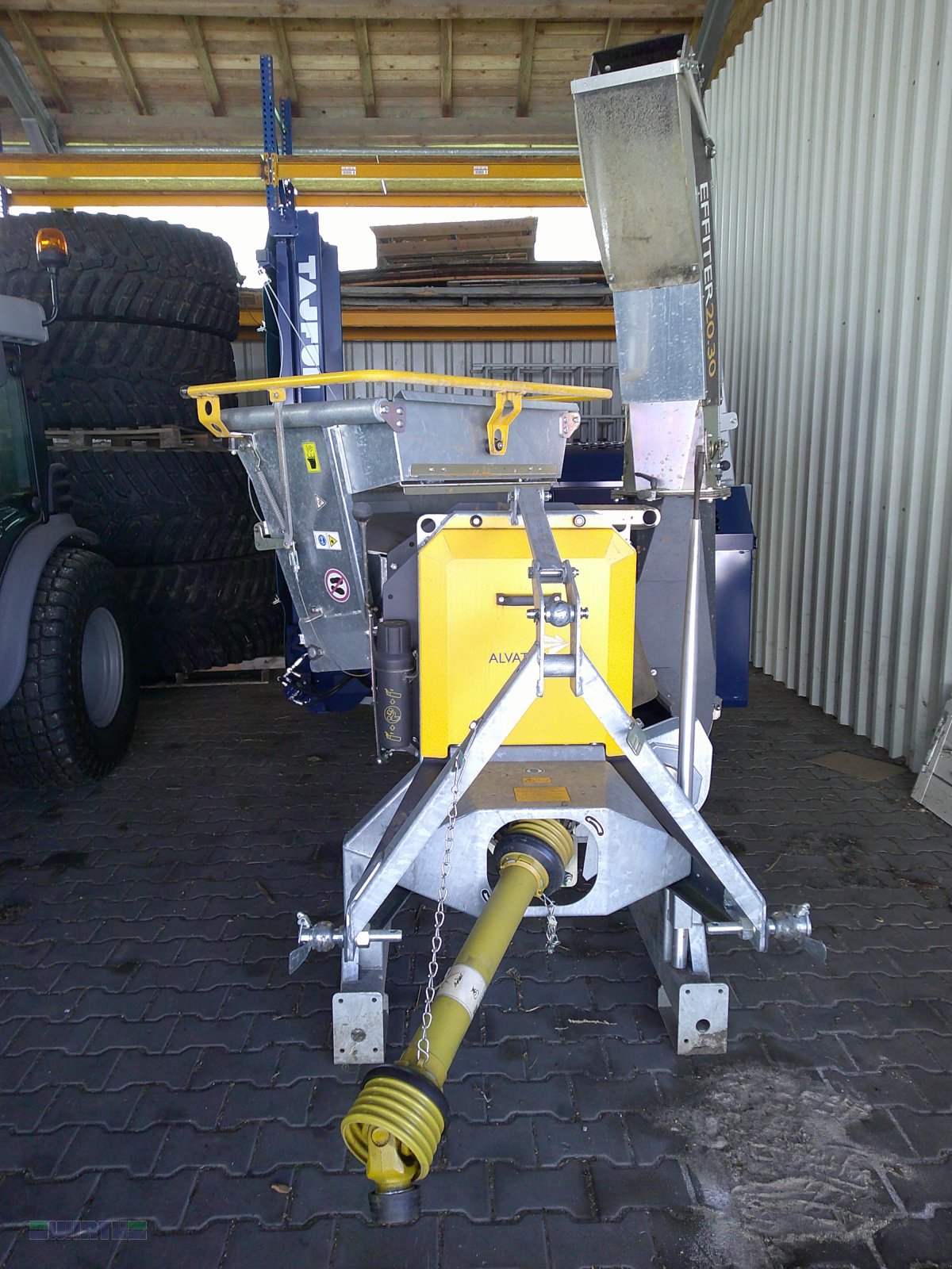 Holzhacker & Holzhäcksler typu Alvatec Holzzerkleinerungsmaschine 20.30 "Messerabatt Karpfham 8%", Gebrauchtmaschine v Buchdorf (Obrázek 1)