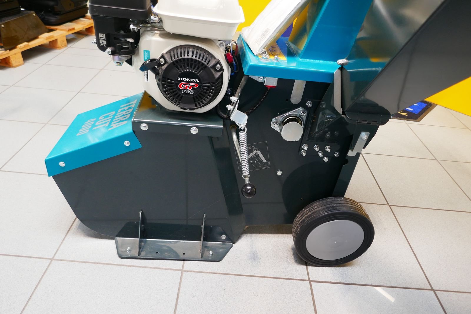 Holzhacker & Holzhäcksler typu Cramer Remarc Terra Cut 4000 mit Honda, Gebrauchtmaschine w Villach (Zdjęcie 8)