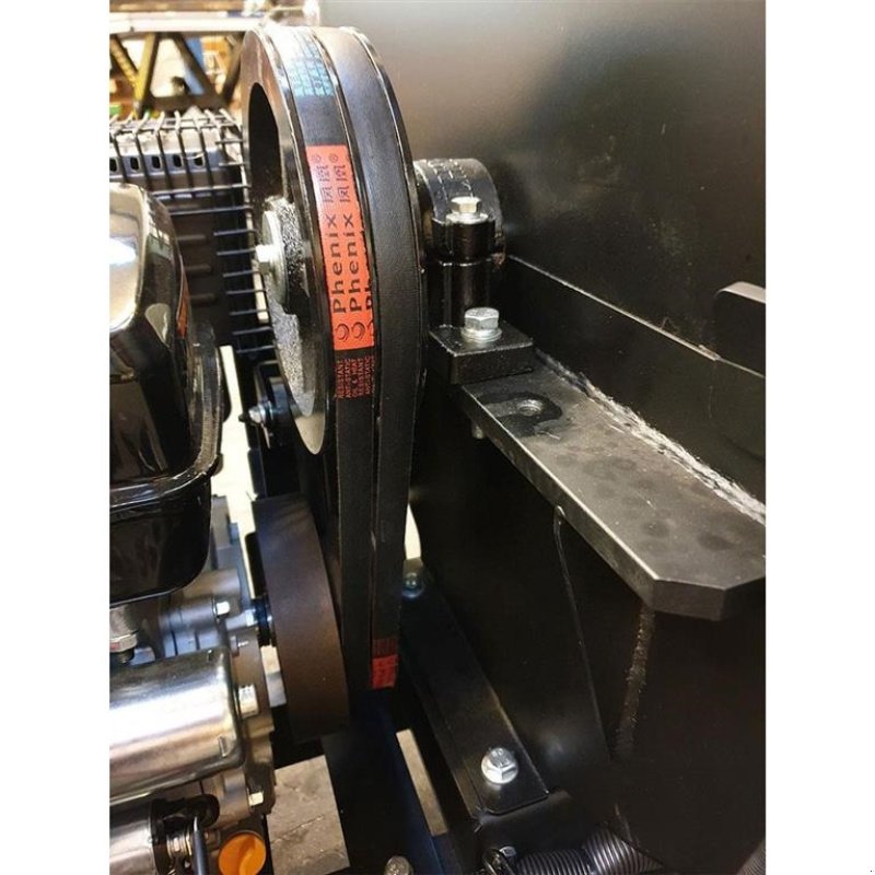 Holzhacker & Holzhäcksler Türe ait Dorn Tec DK-TEC 15 HK Max træ 120mm, Gebrauchtmaschine içinde Vodskov (resim 4)