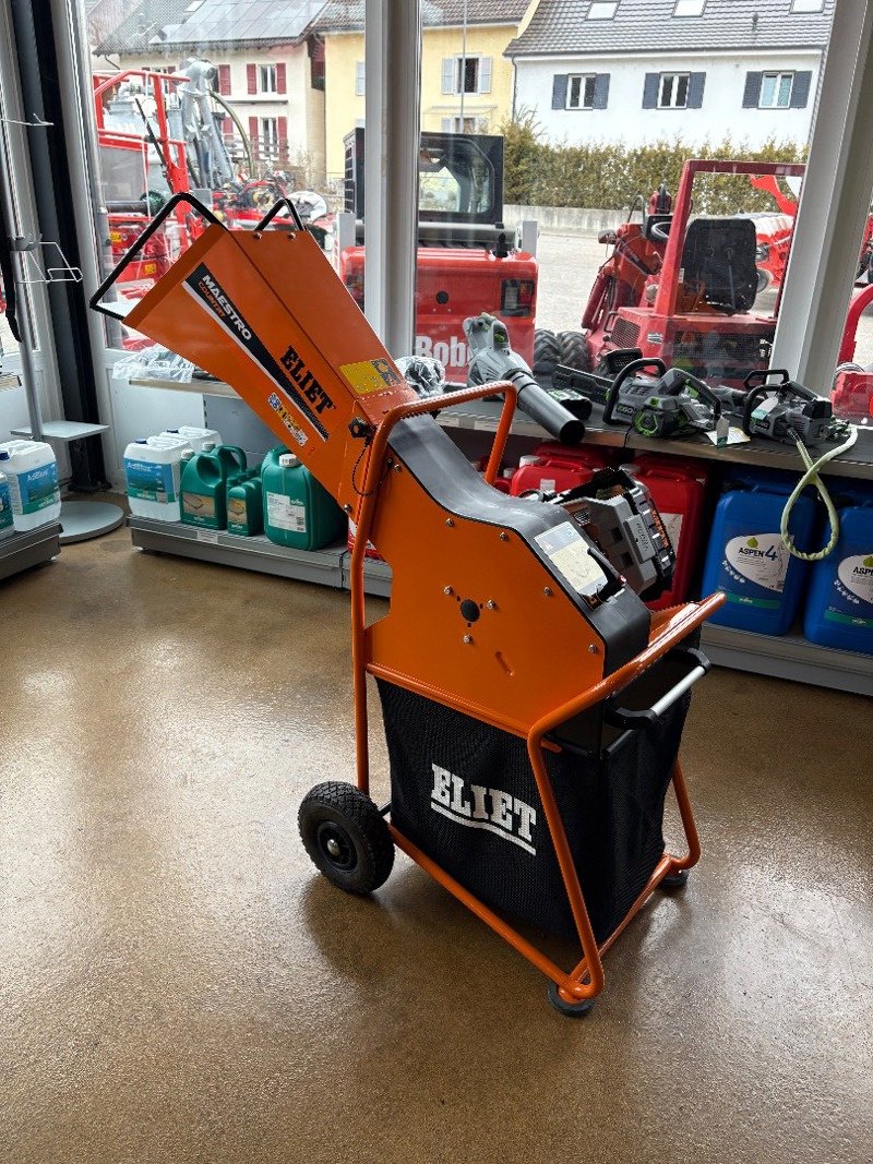 Holzhacker & Holzhäcksler des Typs Eliet Maestro Country, Neumaschine in Courtedoux (Bild 2)