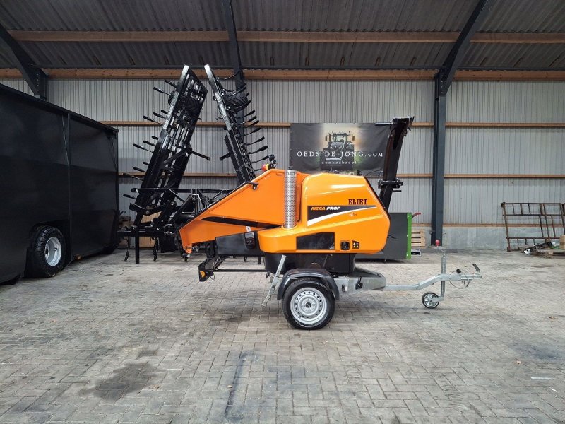 Holzhacker & Holzhäcksler des Typs Eliet Mega Prof, Gebrauchtmaschine in Donkerbroek
