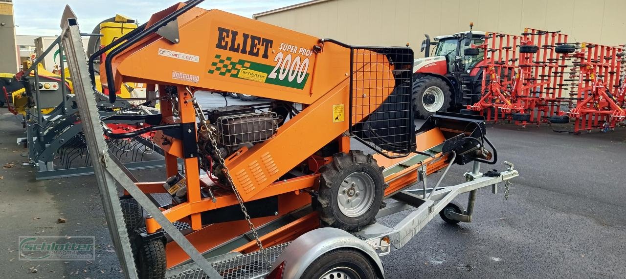 Holzhacker & Holzhäcksler типа Eliet SuperProf 2000 auf Anhänger, Mietmaschine в Idstein-Wörsdorf (Фотография 3)