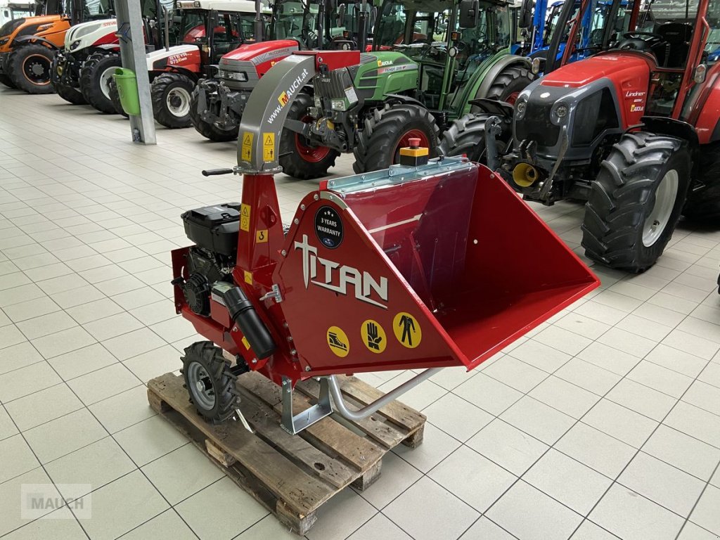 Holzhacker & Holzhäcksler des Typs GL Fahrzeugbau Titan PRO, Neumaschine in Burgkirchen (Bild 8)