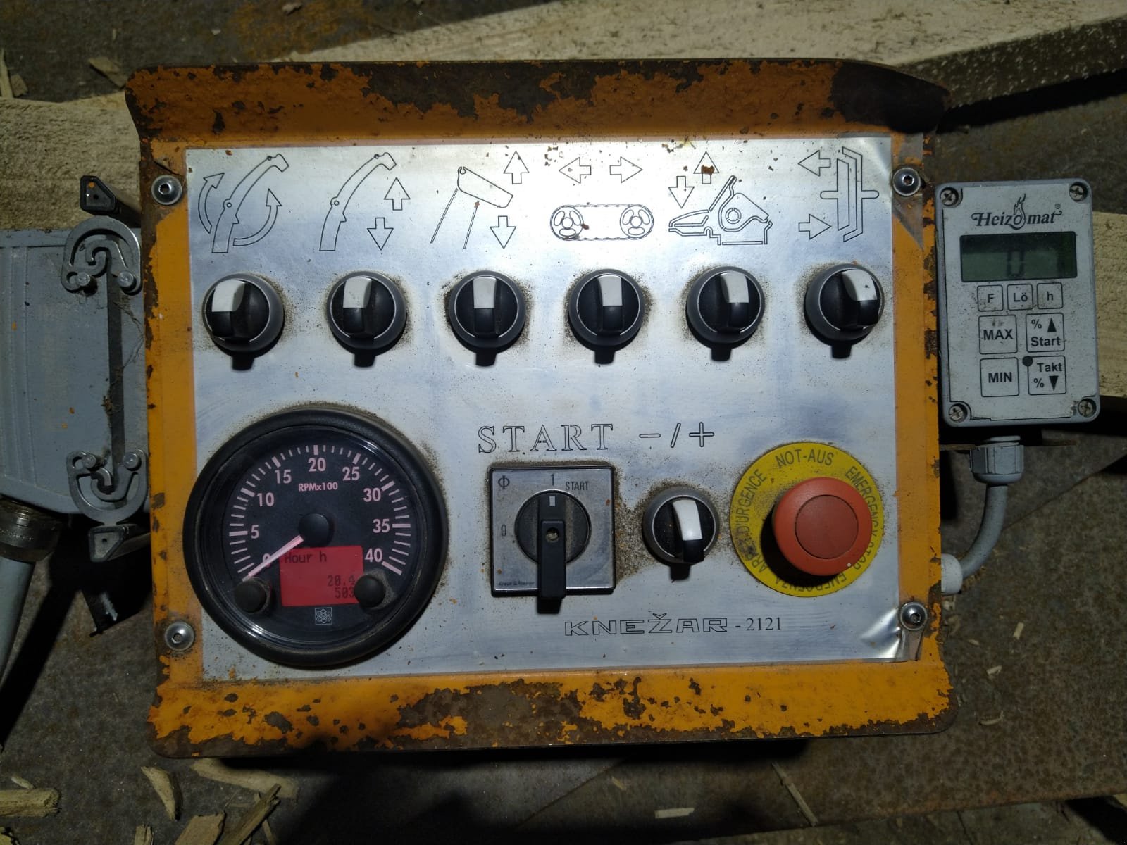 Holzhacker & Holzhäcksler типа Heizohack Heizohack 8-400, Gebrauchtmaschine в Ortenburg (Фотография 16)