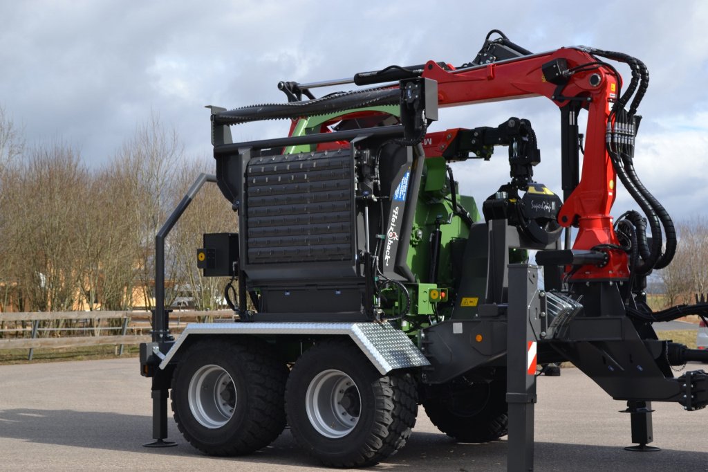 Holzhacker & Holzhäcksler des Typs Heizomat HM 14-860 K, Neumaschine in Nittenau (Bild 4)