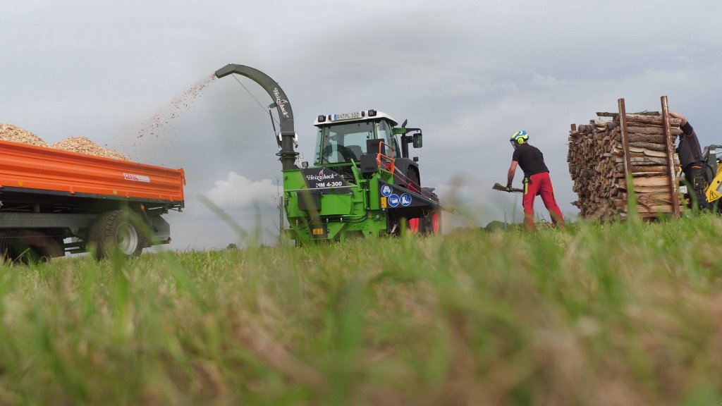 Holzhacker & Holzhäcksler des Typs Heizomat HM 6-300, Neumaschine in Nittenau (Bild 9)
