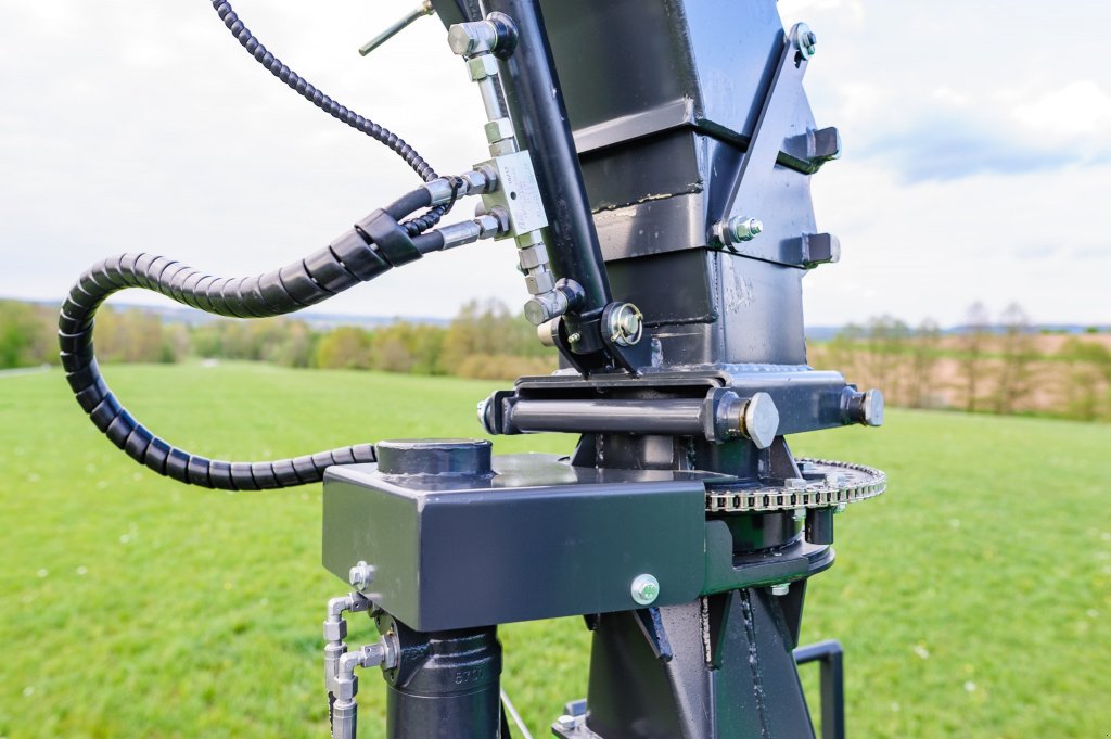 Holzhacker & Holzhäcksler des Typs Heizomat HM 8-400 K, Neumaschine in Nittenau (Bild 8)