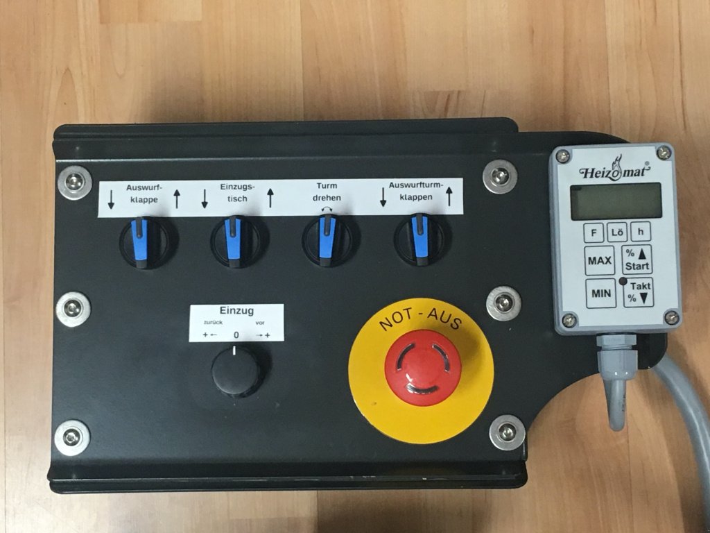 Holzhacker & Holzhäcksler des Typs Heizomat HM 8-400 K, Neumaschine in Nittenau (Bild 12)