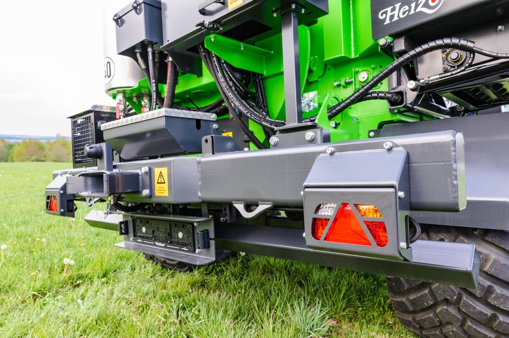 Holzhacker & Holzhäcksler des Typs Heizomat HM 8-400 K, Neumaschine in Nittenau (Bild 21)