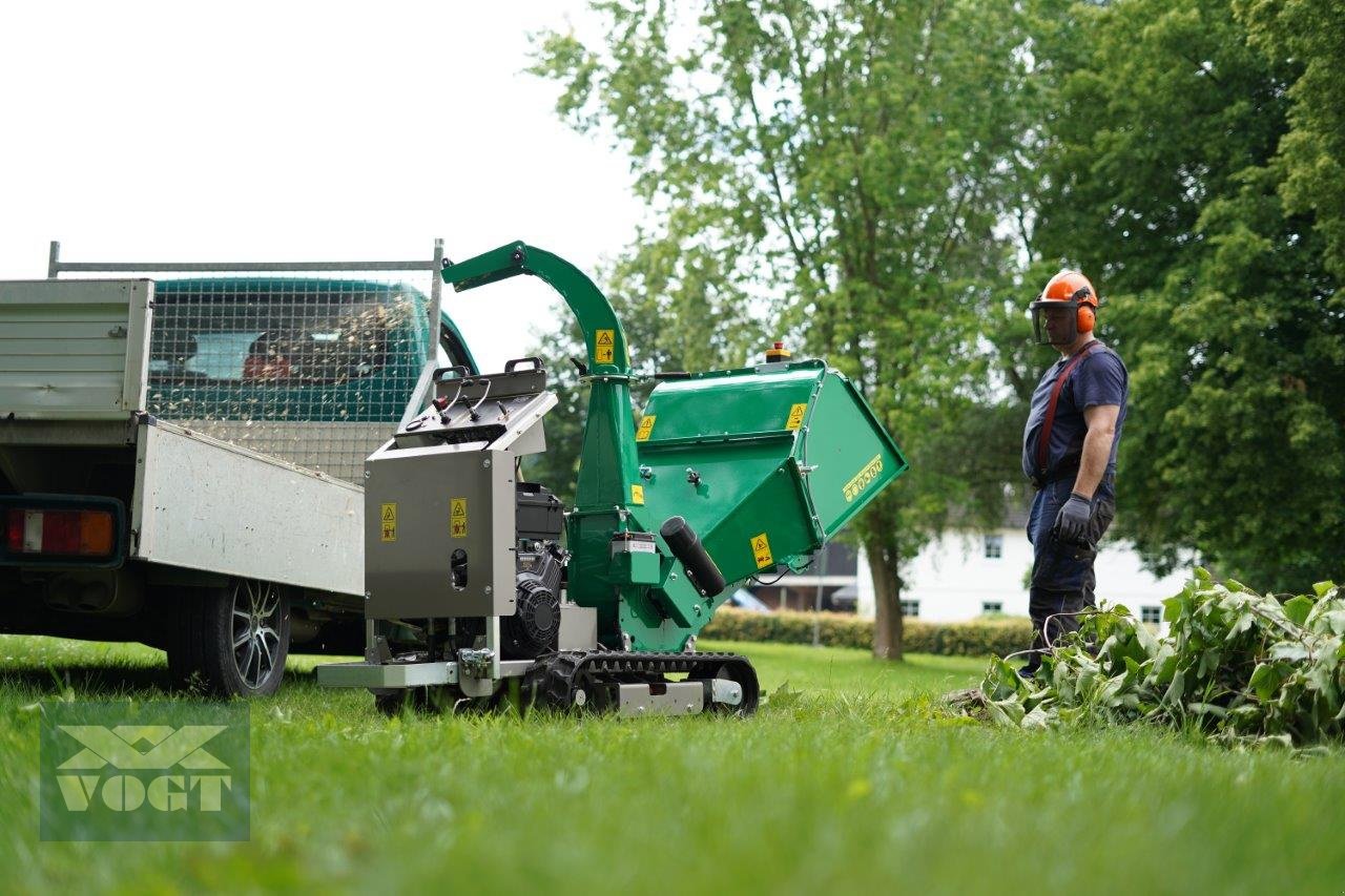 Holzhacker & Holzhäcksler des Typs HS 100 MX PRO Holzhäcksler mit Benzinmotor und Kettenfahrwerk, Neumaschine in Schmallenberg (Bild 11)