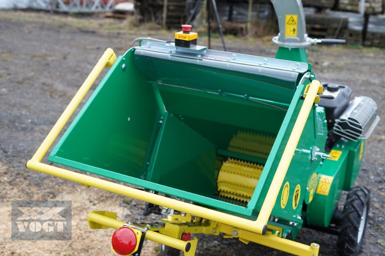Holzhacker & Holzhäcksler des Typs HS 120 MR PRO Holzhacker /Holzhäcksler mit Benzinmotor und Radantrieb, Neumaschine in Schmallenberg (Bild 4)