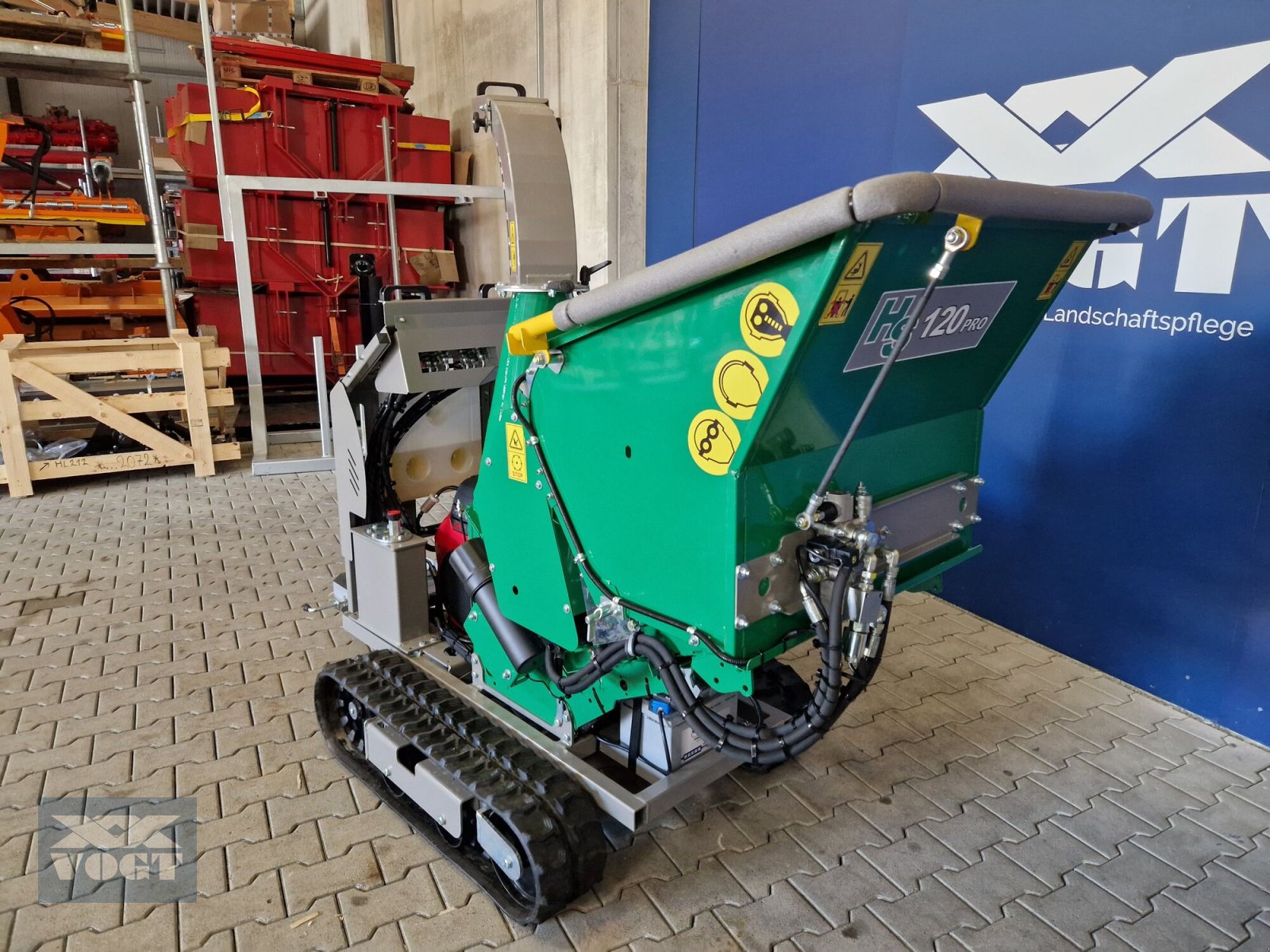Holzhacker & Holzhäcksler des Typs HS 120 MX PRO Holzhacker /Holzschredder mit Kettenantrieb und hydr. Einzug, Neumaschine in Schmallenberg (Bild 2)