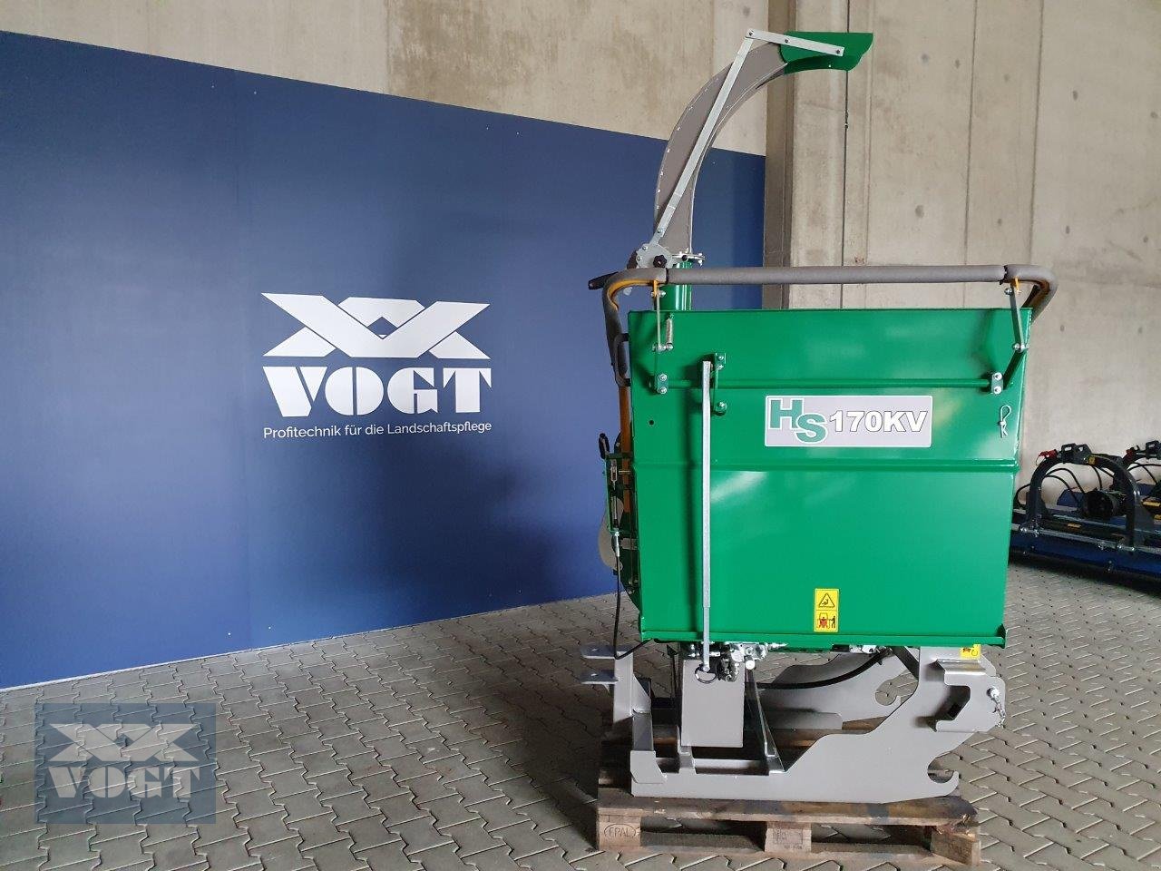 Holzhacker & Holzhäcksler des Typs HS 170KV Holzhacker /Holzschredder mit Ketteneinzug für Traktor-, Neumaschine in Schmallenberg (Bild 2)