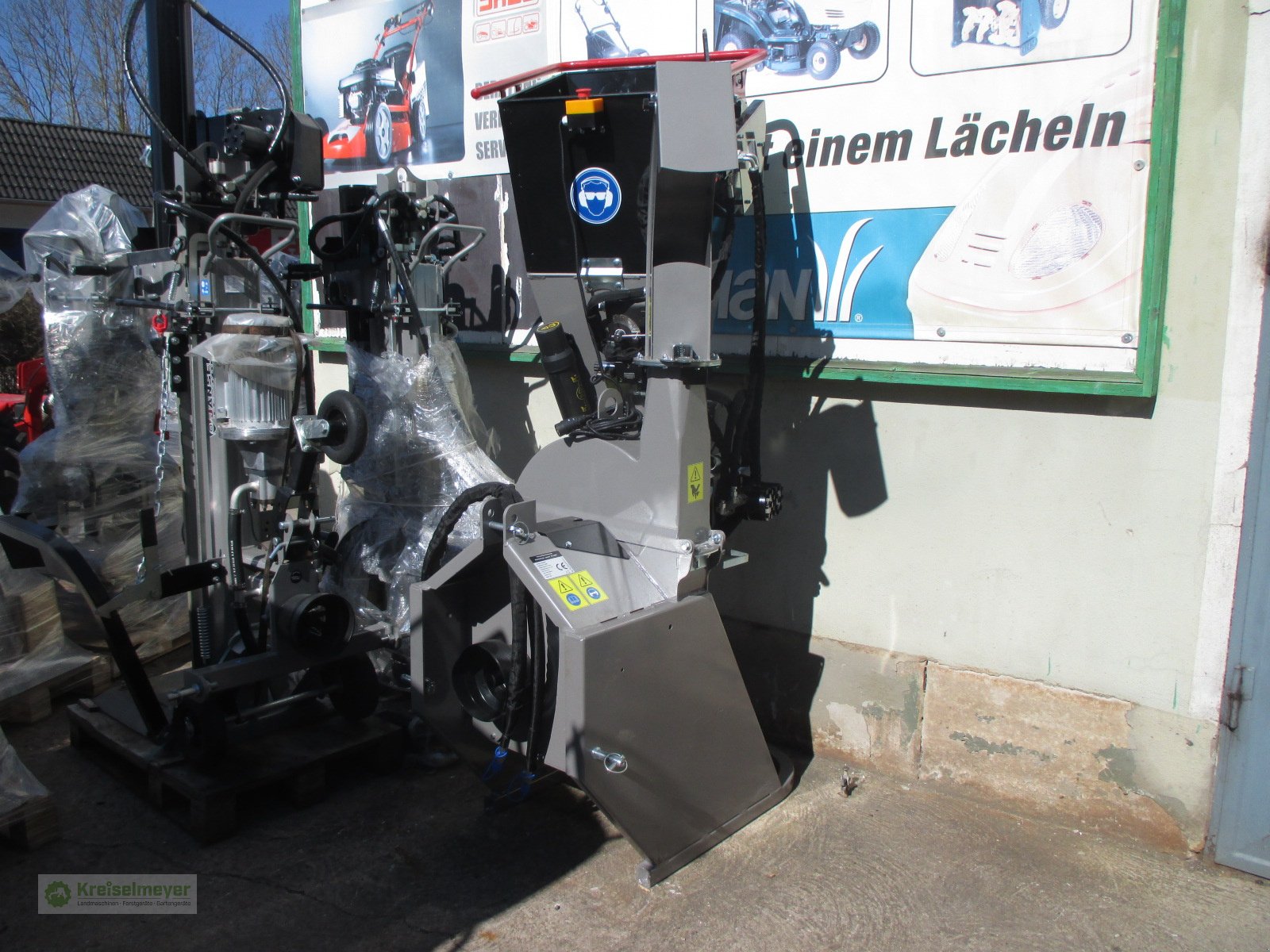 Holzhacker & Holzhäcksler des Typs Jansen BX-42 RS mit hydraulischem Einzug inkl. Gelenkwelle SOFORT VERFÜGBAR, Neumaschine in Feuchtwangen (Bild 1)