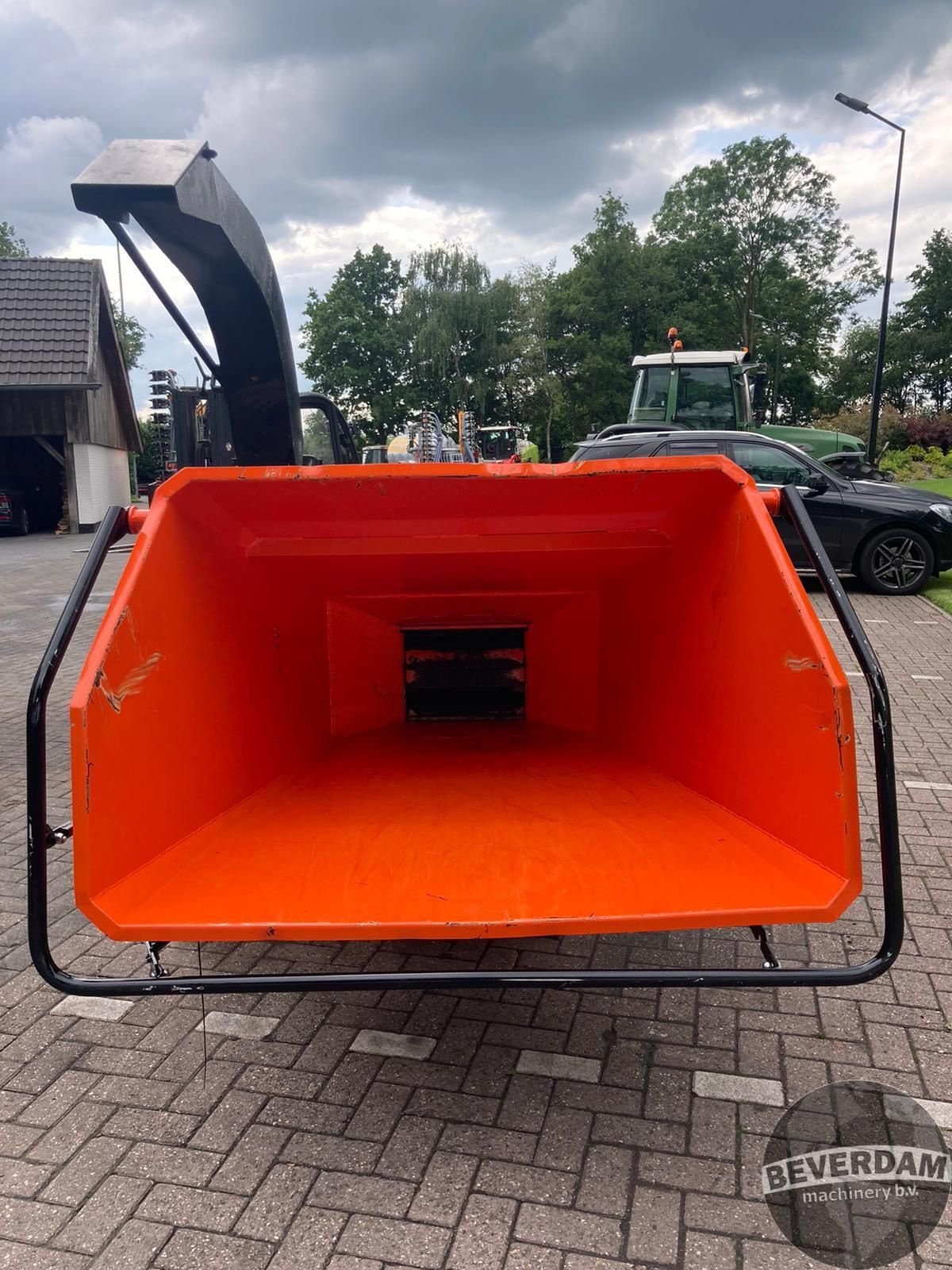 Holzhacker & Holzhäcksler of the type JBM 1040 ZX, Gebrauchtmaschine in Vriezenveen (Picture 7)