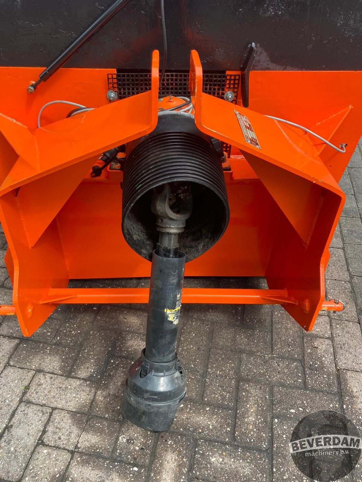 Holzhacker & Holzhäcksler of the type JBM 1040 ZX, Gebrauchtmaschine in Vriezenveen (Picture 9)