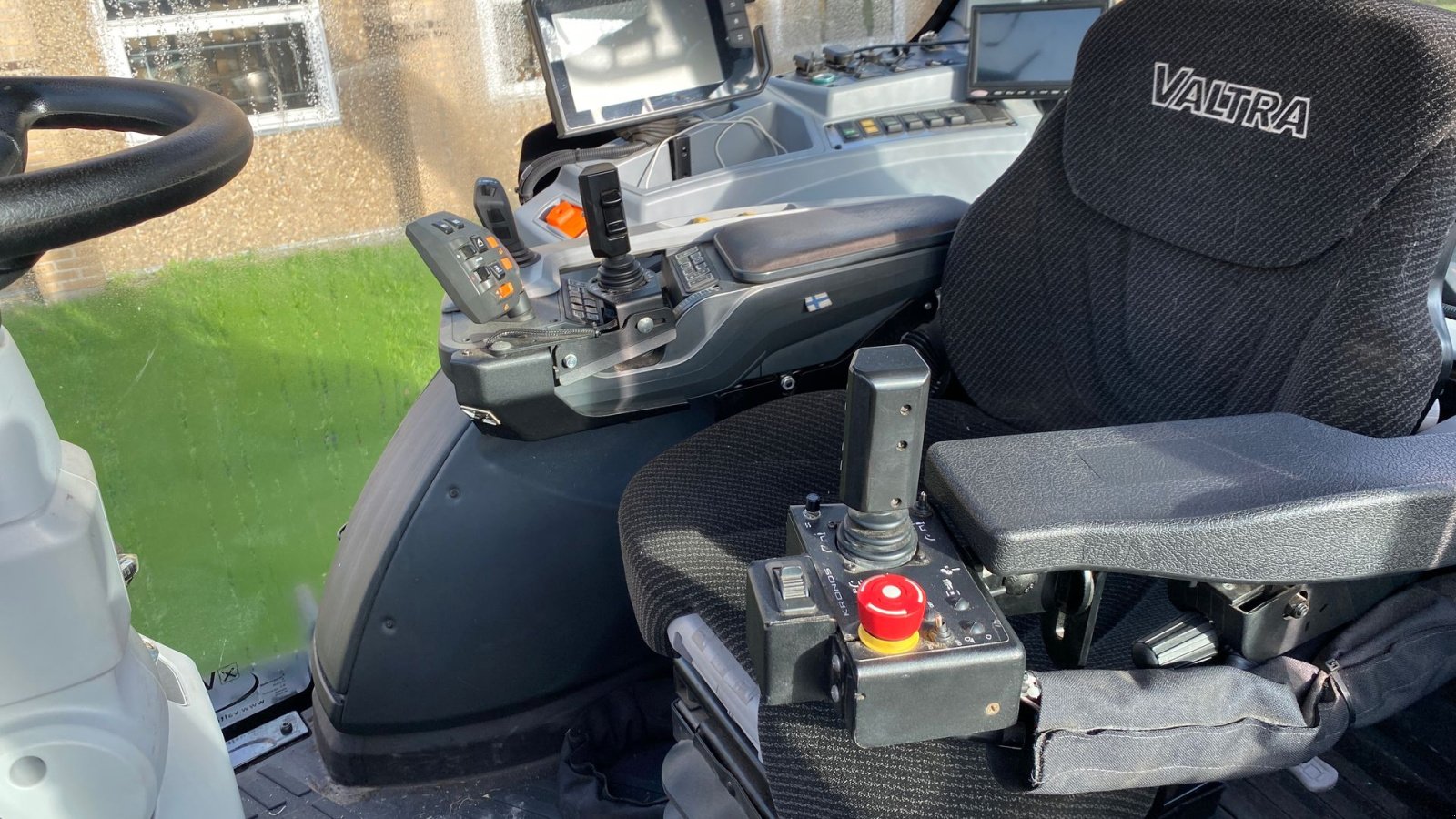 Holzhacker & Holzhäcksler Türe ait Jenz 360 jenz 360 + alsidig flisvogn + Valtra T 234, Gebrauchtmaschine içinde Holstebro (resim 9)