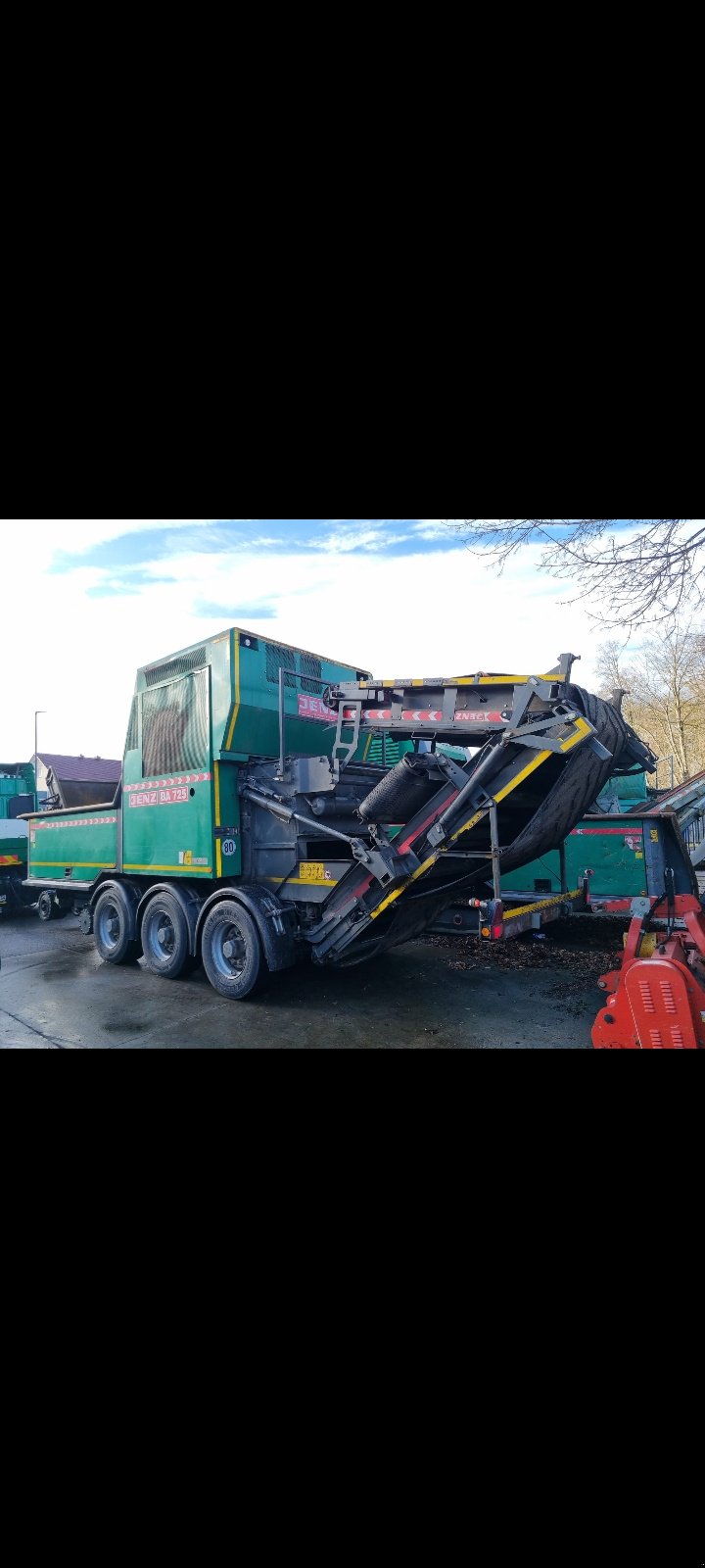 Holzhacker & Holzhäcksler a típus Jenz BA 725 D, Gebrauchtmaschine ekkor: Erlach (Kép 4)