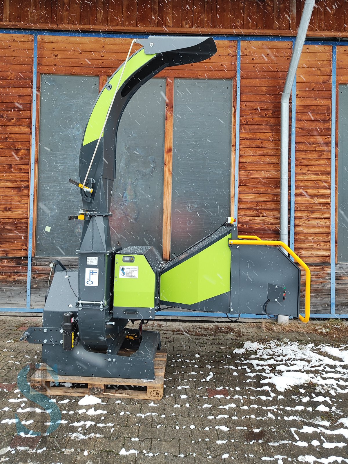 Holzhacker & Holzhäcksler Türe ait Junkkari HJ 262 GT, Neumaschine içinde Dietramszell (resim 1)