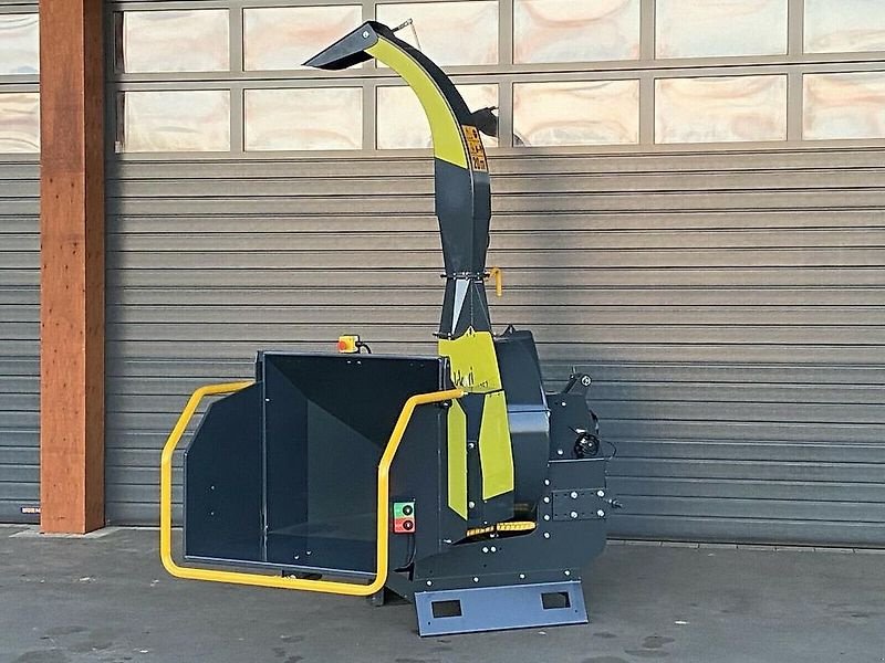 Holzhacker & Holzhäcksler typu Junkkari Holzhäcksler Holzschredder Holzhacker Buschholzhacker, Gebrauchtmaschine v Schmallenberg (Obrázek 2)