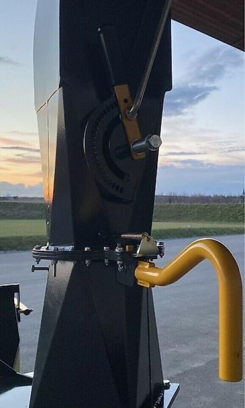 Holzhacker & Holzhäcksler typu Junkkari Holzhäcksler Holzschredder Holzhacker Buschholzhacker, Gebrauchtmaschine v Schmallenberg (Obrázek 4)