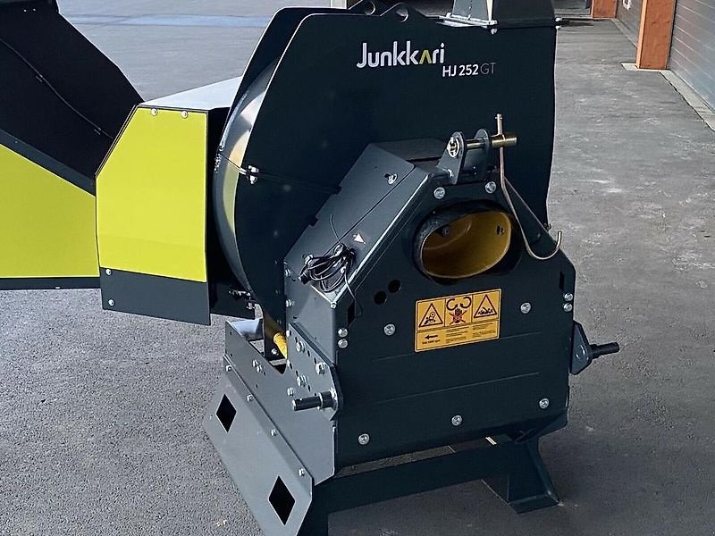 Holzhacker & Holzhäcksler typu Junkkari Holzschredder Holzhäcksler Buschholzhacker Häcksler, Gebrauchtmaschine w Schmallenberg (Zdjęcie 11)