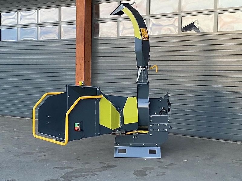 Holzhacker & Holzhäcksler Türe ait Junkkari Holzschredder Holzhäcksler Holzhacker Buschholzhacker Ha, Gebrauchtmaschine içinde Schmallenberg (resim 5)