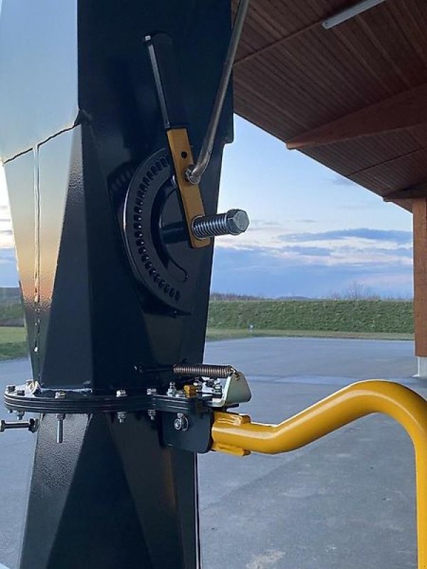 Holzhacker & Holzhäcksler Türe ait Junkkari Holzschredder Holzhäcksler Holzhacker Buschholzhacker Ha, Gebrauchtmaschine içinde Schmallenberg (resim 8)