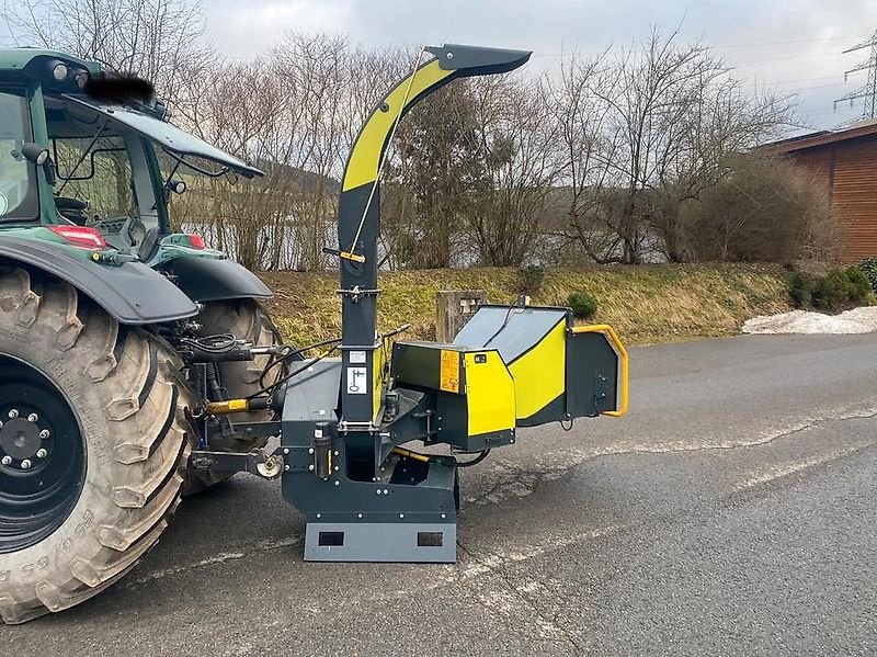 Holzhacker & Holzhäcksler typu Junkkari Holzschredder Holzhäcksler Holzhacker Buschholzhacker, Gebrauchtmaschine w Schmallenberg (Zdjęcie 2)