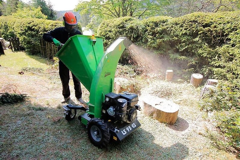 Holzhacker & Holzhäcksler типа laski Holzschredder Holzhäcksler Holzhacker Buschholzhäcksler, Gebrauchtmaschine в Schmallenberg (Фотография 1)