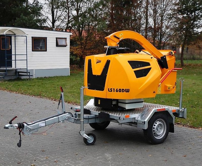 Holzhacker & Holzhäcksler Türe ait laski Holzschredder Holzhäcksler Holzhacker Buschholzhäcksler, Gebrauchtmaschine içinde Schmallenberg (resim 2)