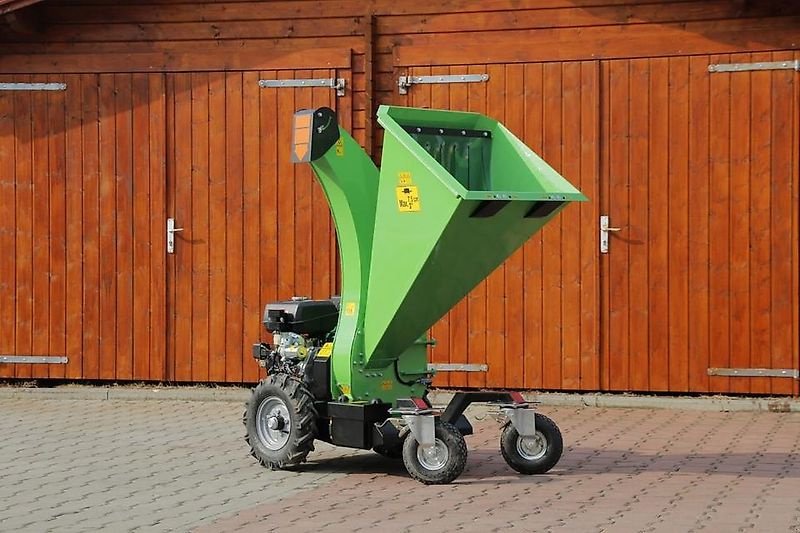 Holzhacker & Holzhäcksler Türe ait laski Holzschredder Holzhäcksler Holzhacker Buschholzhäcksler, Gebrauchtmaschine içinde Schmallenberg (resim 1)