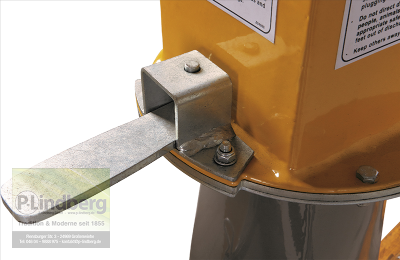 Holzhacker & Holzhäcksler des Typs P.Lindberg GmbH Häcksler 3-Punkt-Aufnahme Kat. 1 Traktor Zapfwelle schwenkbar Auswurfschacht Äste Ø100mm BX42S, Neumaschine in Großenwiehe (Bild 9)