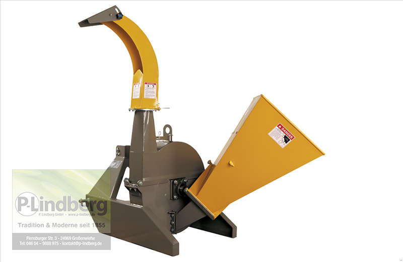 Holzhacker & Holzhäcksler des Typs P.Lindberg GmbH Häcksler 3-Punkt-Aufnahme Kat. 1 Traktor Zapfwelle schwenkbar Auswurfschacht Äste Ø100mm BX42S, Neumaschine in Großenwiehe (Bild 2)