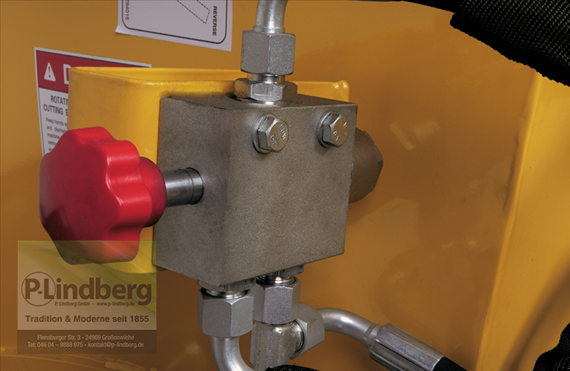 Holzhacker & Holzhäcksler des Typs P.Lindberg GmbH Häcksler Zapfwellenantrieb Traktor hydraulischer Einzug Auswurf schwenkbar Äste Ø150mm BX62RD, Neumaschine in Großenwiehe (Bild 10)