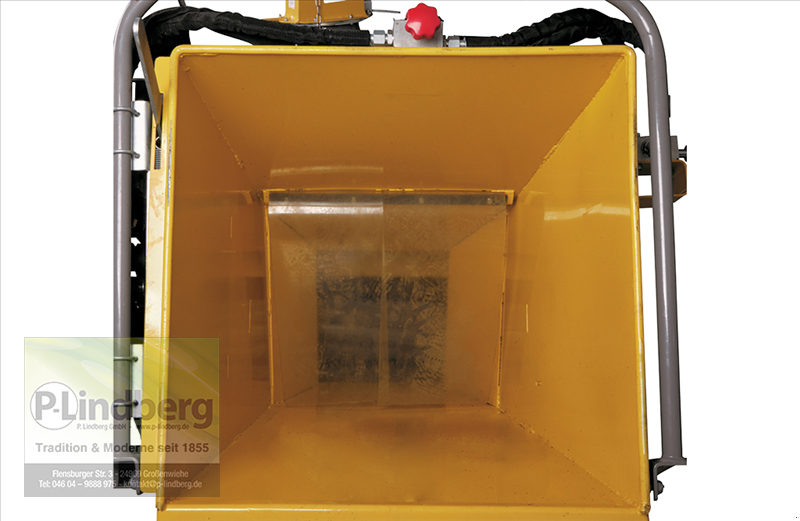 Holzhacker & Holzhäcksler des Typs P.Lindberg GmbH Häcksler Zapfwellenantrieb Traktor hydraulischer Einzug Auswurf schwenkbar Äste Ø150mm BX62RD, Neumaschine in Großenwiehe (Bild 16)