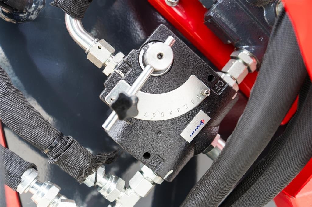 Holzhacker & Holzhäcksler tipa Remet Flishugger RX-180 med uafhængigt hydraulik, Gebrauchtmaschine u Vinderup (Slika 9)