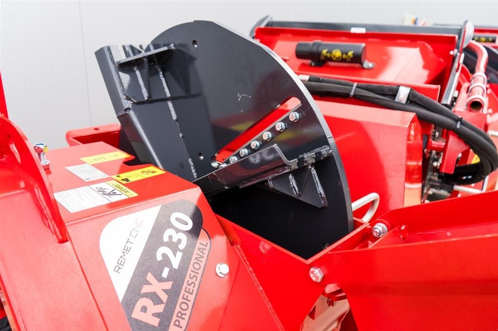 Holzhacker & Holzhäcksler типа Remet Flishugger RX-230H med uafhængigt hydraulik, Gebrauchtmaschine в Vinderup (Фотография 12)