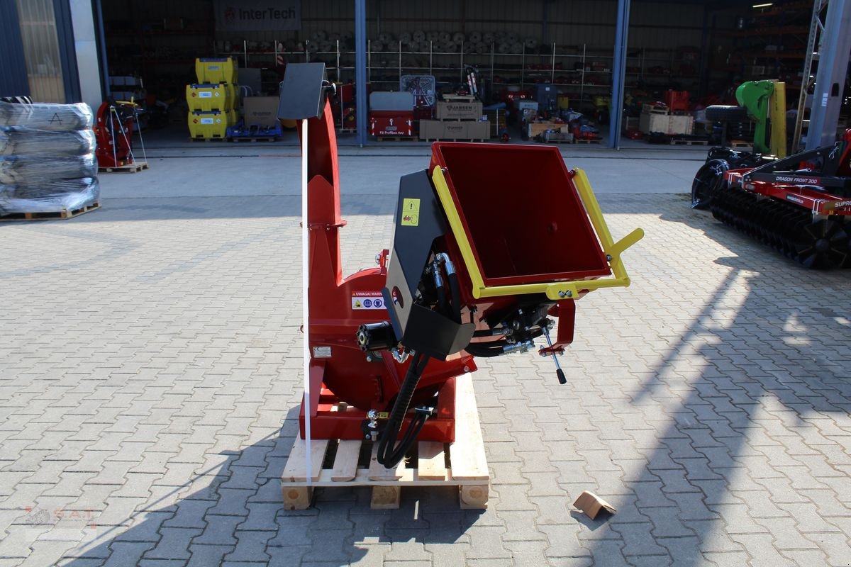 Holzhacker & Holzhäcksler типа Remet RT-630 R Scheibenhäcksler mit Einzug, Neumaschine в Eberschwang (Фотография 5)