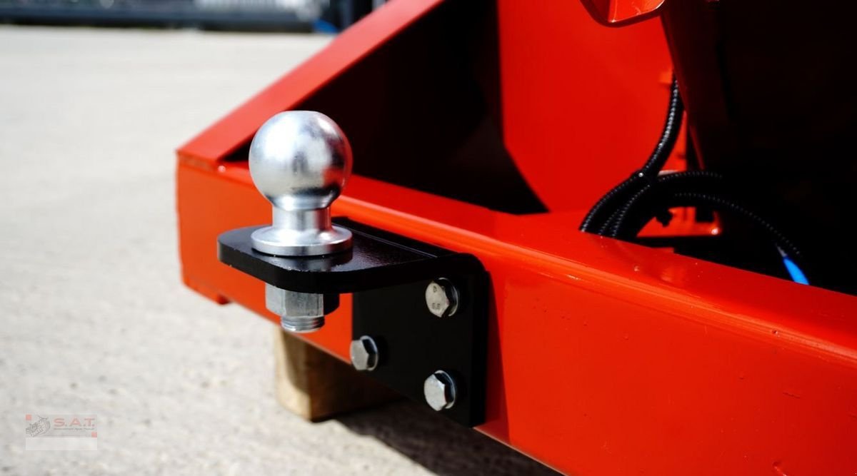 Holzhacker & Holzhäcksler des Typs Remet RT-630 Scheibenhäcksler - Neumaschine, Neumaschine in Eberschwang (Bild 4)