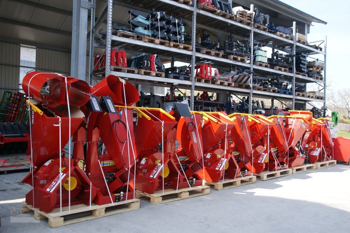 Holzhacker & Holzhäcksler des Typs Remet RT-630 Scheibenhäcksler - Neumaschine, Neumaschine in Eberschwang (Bild 1)