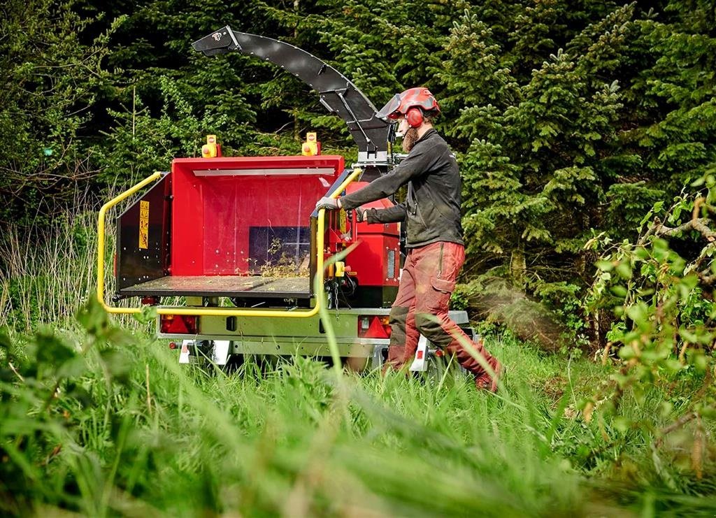 Holzhacker & Holzhäcksler van het type Sonstige 215 MOBIL T m. TP Pilot+, Hatz m. DPF 59 hk, tandemtrailer og 270 graders drejekrans, Gebrauchtmaschine in Holstebro (Foto 5)