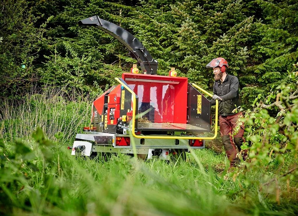 Holzhacker & Holzhäcksler Türe ait Sonstige 215 MOBIL T m. TP Pilot+, Hatz m. DPF 59 hk, tandemtrailer og 270 graders drejekrans, Gebrauchtmaschine içinde Holstebro (resim 18)
